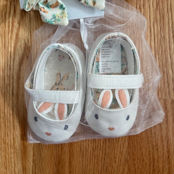 Haute Hippie Baby Girl Easter Dress W/Shoes, Bunny Ear Headband & Diaper Cover - Picture 8 of 16